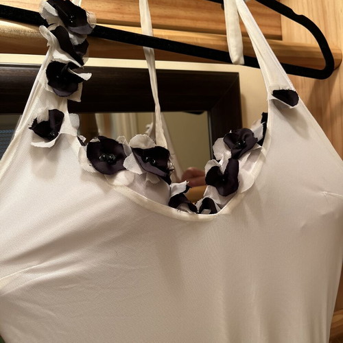 Dresses used, pack of 5, sizes Small to Medium