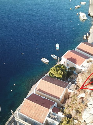 Οικόπεδο 149 τ.μ. με θέα θάλασσα στη Σύμη, οικοδομήσιμο