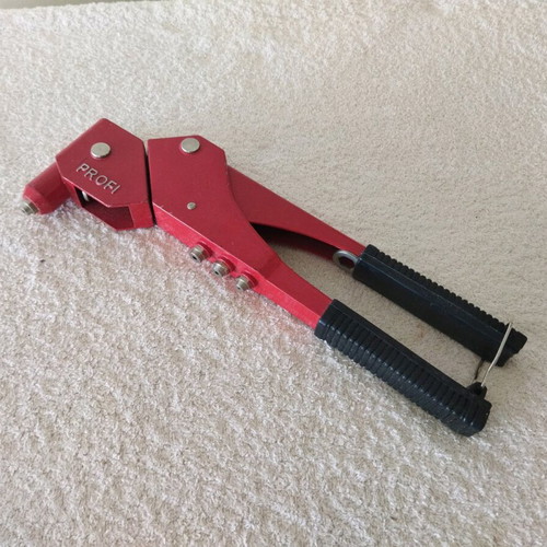 Profi Heavy-Duty Riveter 29.5cm like new