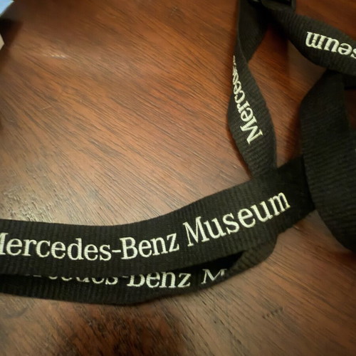 Lanyard Lemouvgia collectible like new from Mercedes Museum