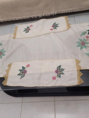 Handmade set of 3 pieces like new