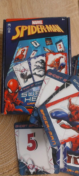 Επιτραπεζιο παιχνιδι Spiderman Super Hero cards