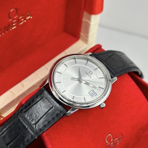 Omega De Ville Men's Quartz Watch Ref. 196.1150 like new, black and silver