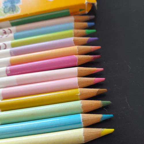 Crayola Shaders colored pencils new with one slightly used fuchsia