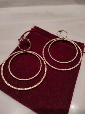 Large hoop earrings new, gold color