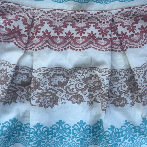Pleated skirt Moutaki size small like new, multicolor