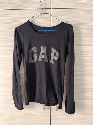 GAP long sleeve shirt like new, size M, black