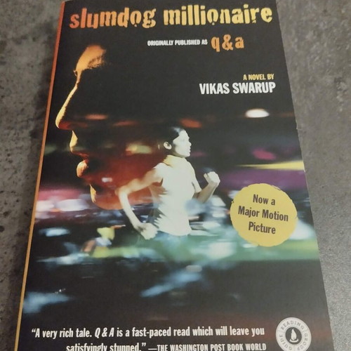 Slumdog Millionaire book used, English, slight yellowing
