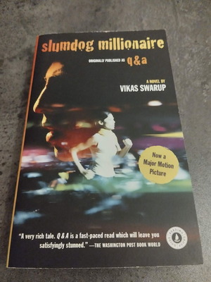 Slumdog Millionaire book used, English, slight yellowing