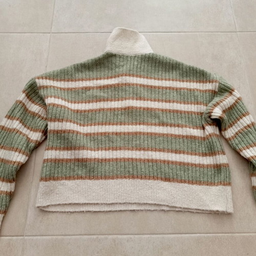 Zara Kids Ribbed Knit Striped Sweater used, size 9–10 years