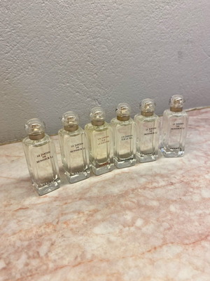 Hermes miniatures like new