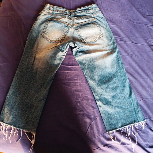 A-Style Capri jeans like new, blue with emerald and yellow stones