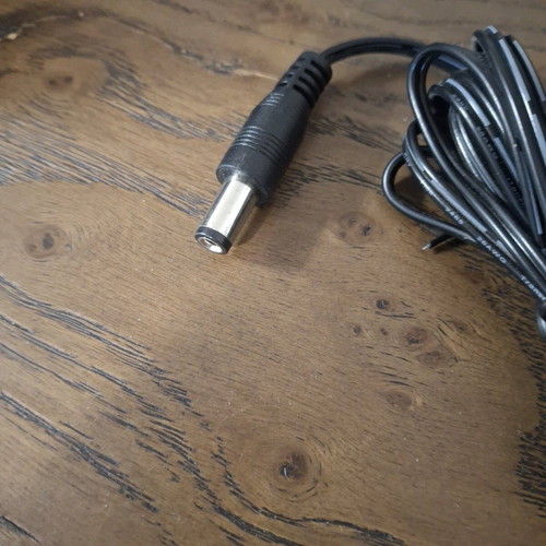 Budget power supply used 13.5V 400mA
