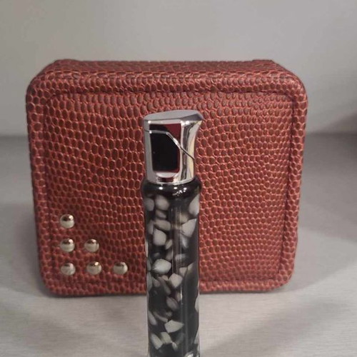 Slim lighter with Mother of Perl designs new, requires gas