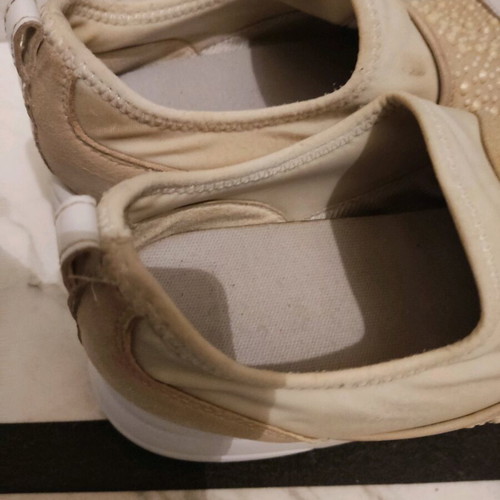 Geox women's shoes size 39 used with anatomical insole beige