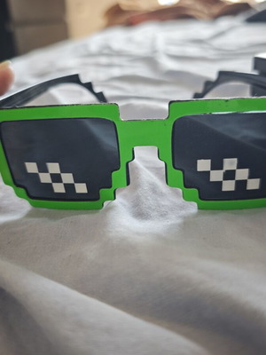 Julbo green party glasses like new with batteries