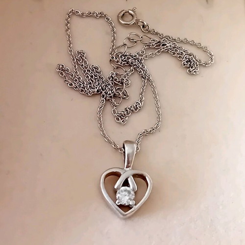 Silver 925 heart pendant like new with zircon and 42cm chain
