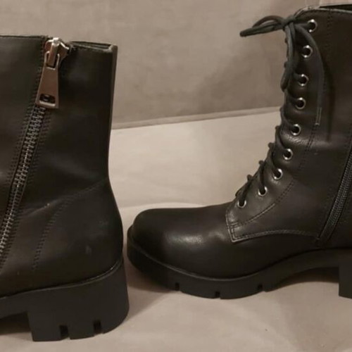 Tamaris black anatomical boots new, size 39