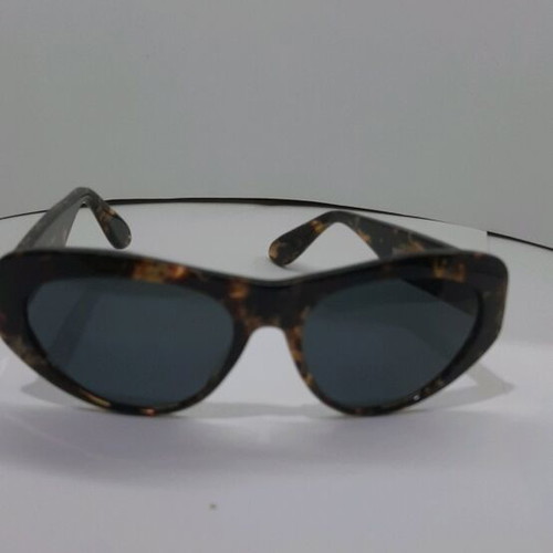 Sunglasses fatto a mano uv400 with black and brown tortoise frame like new