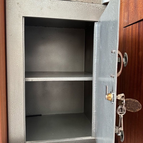 Large security safe used, heavy-duty