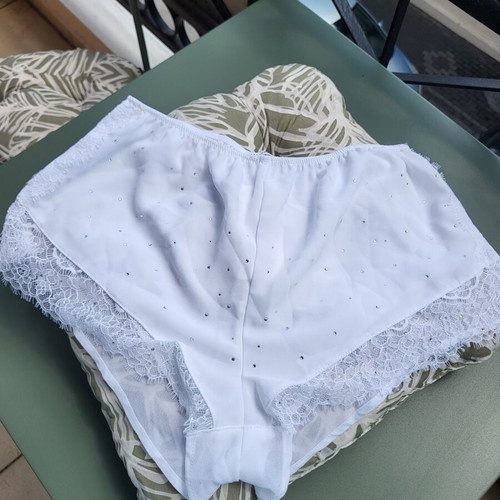 White shorts size S new with gift