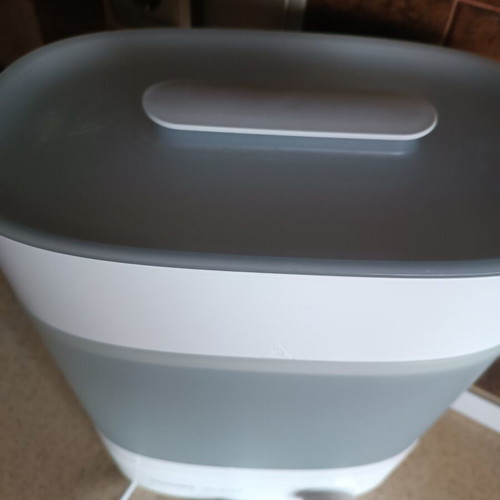 Philips Avent Premium Sterilizer and Dryer like new for 6 bottles