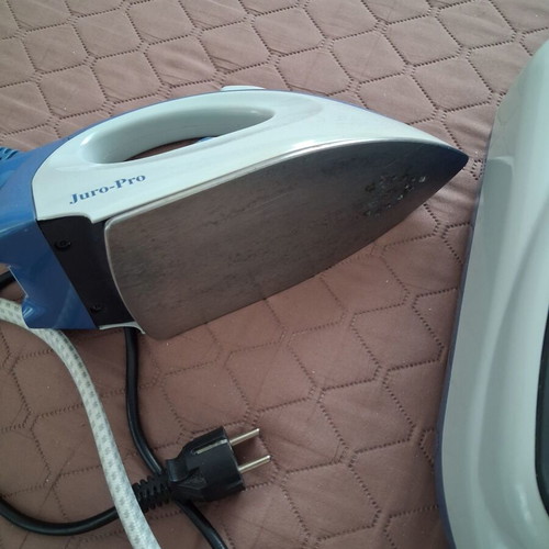 Juro Pro 810SP ironing system like new with ironing board