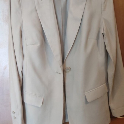 Beige jacket like new, size S