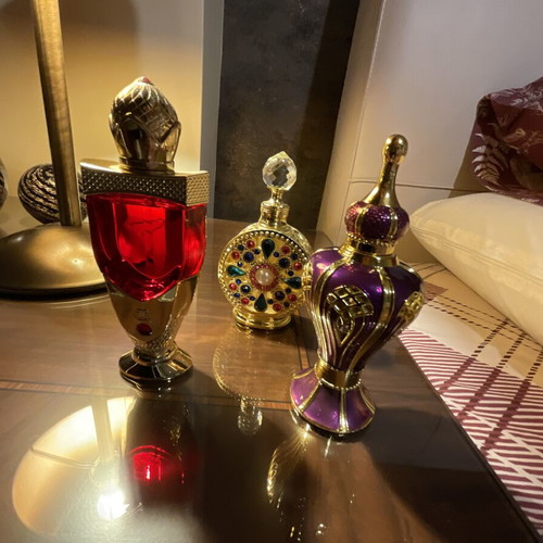 Collectible decorative perfume and essential oil bottles set of 3