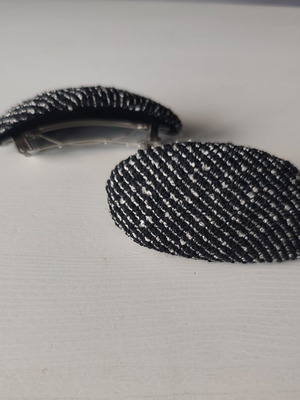 Set of 2 vintage tweed hair clips black and white