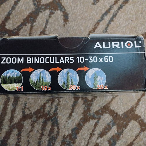 Auriol binoculars 10-30x60 new in box