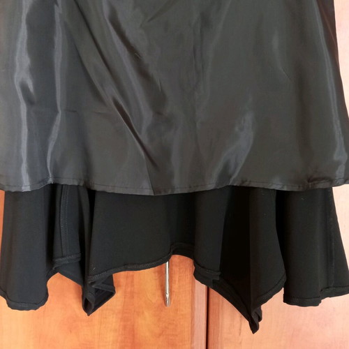 Anonima skirt XXL used, black with asymmetric hem