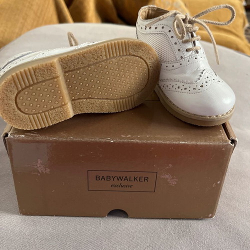 Babywalker christening shoes like new, size 19