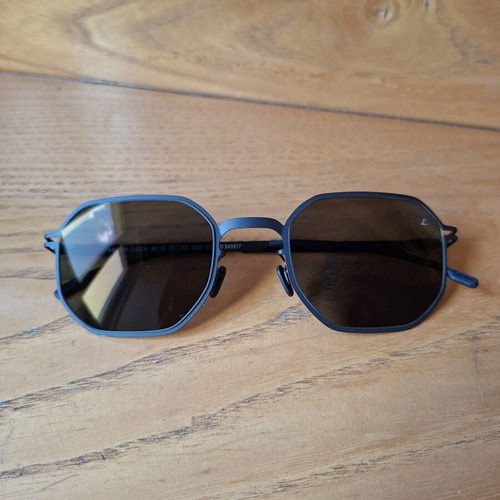 Mykita Leica ML15 sunglasses like new, black