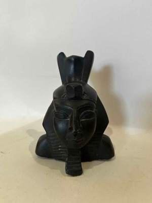 Vintage Pharaoh decorative tabletop bust used, black 13x10x5 cm