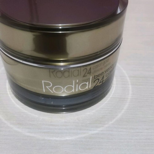 Rodial Bee Venom Placenta 24 Carat Gold Face Cream new 50ml