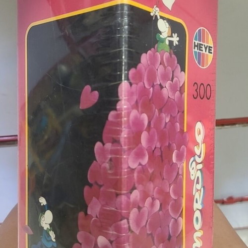 Heye 2-sided 300-piece puzzle with Guillermo Mordillo artwork