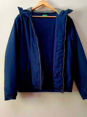 Spring jacket United Colors of Benetton Large like new, blue