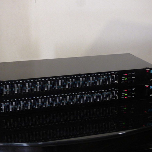 Steven PEQ-3300M Stereo Graphic Equalizer used, 2x31 band