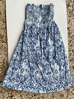 H&M Στράπλες Φόρεμα Μεταχειρισμένο, XL, Λευκό και Μπλε Με Φλοράλ