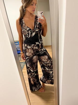 One-piece jumpsuit new, lycra with earthy tones, size L