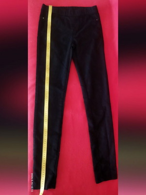 Skinny jean XS like new, black, elastic waist