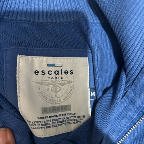Escape men's blue medium shirt new