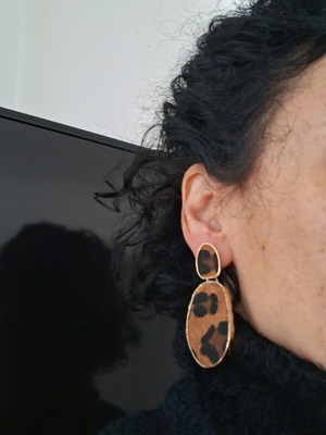 Leopar Print Gold Earrings like new, faux ponyskin
