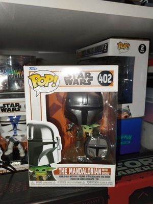 Star Wars The Mandalorian with Grogu Funko Pop 402, chrome with pin