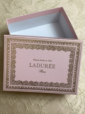 Ladurée Paris box pink with gold details like new