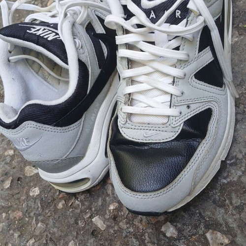 Nike Air Max Command sneakers used, size 38, black and white