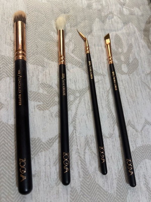 Zoeva eye makeup brushes new, set of 4 pieces