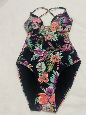 Accessorize one-piece swimsuit like new, colorful, size XS
