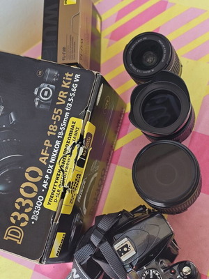 Nikon D3300 camera like new with 18-140mm, 35mm f1.8 and kit lens